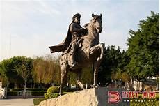 八骏马图片